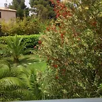 Brit Confort Helios Hotel