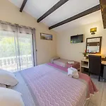Brit Confort Helios Hotel