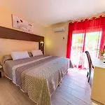 Brit Confort Helios Hotel Agde