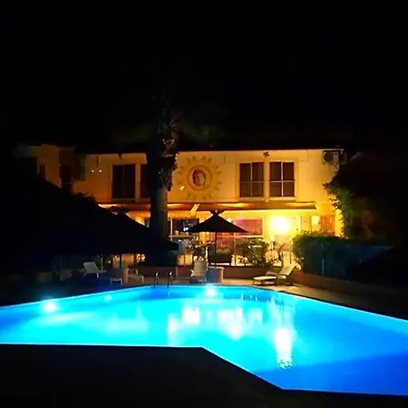 Brit Confort Helios Hotel Agde